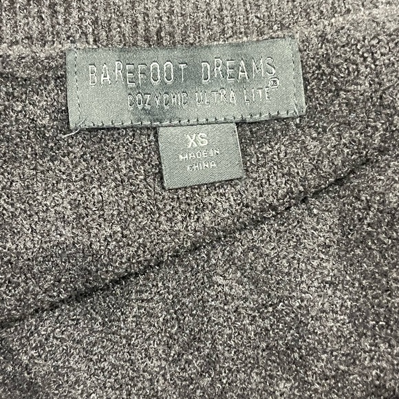 Barefoot Dreams CozyChic Ultra Lite Leopard Print Tie Hem Pullover Sweater Gray - Picture 8 of 11